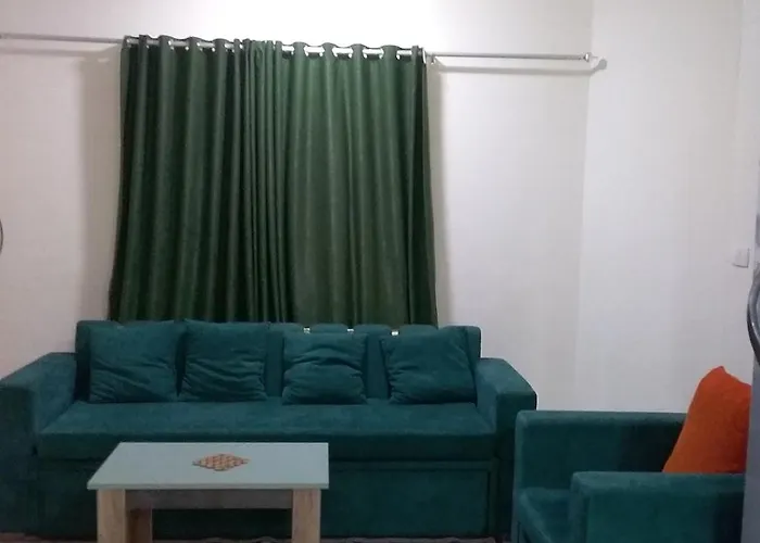 Apartment Rich